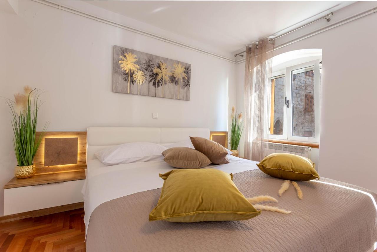 Deluxe Dreamy Room In The Center Of Hvar With Sea View Hvar Town Exterior photo