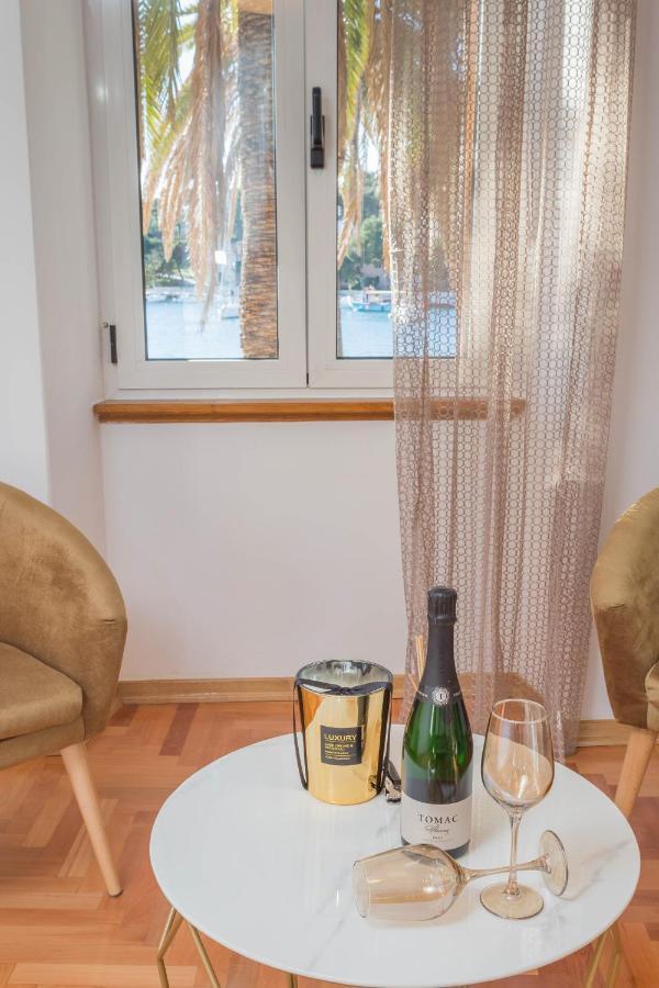 Deluxe Dreamy Room In The Center Of Hvar With Sea View Hvar Town Exterior photo
